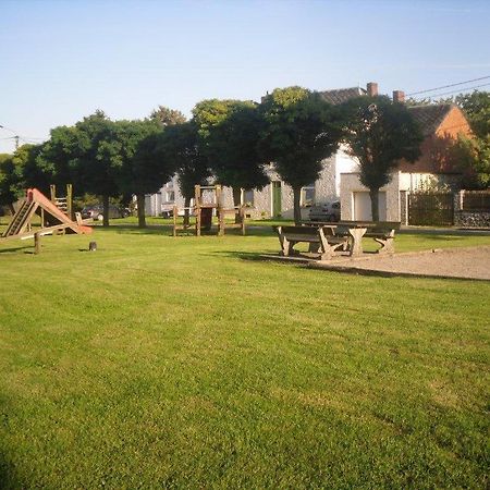 B&B La Place Verte Surice Bagian luar foto