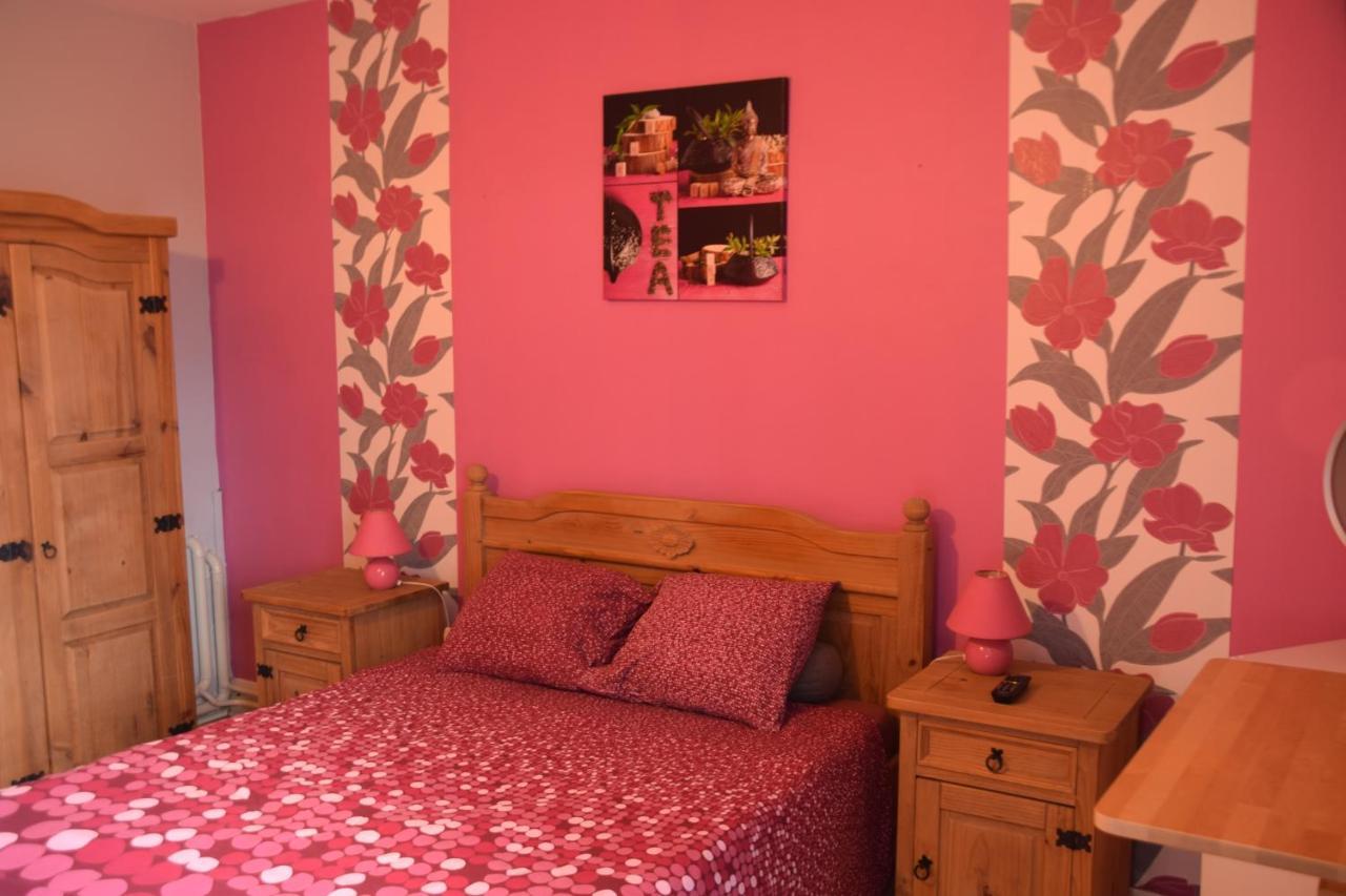 B&B La Place Verte Surice Bagian luar foto