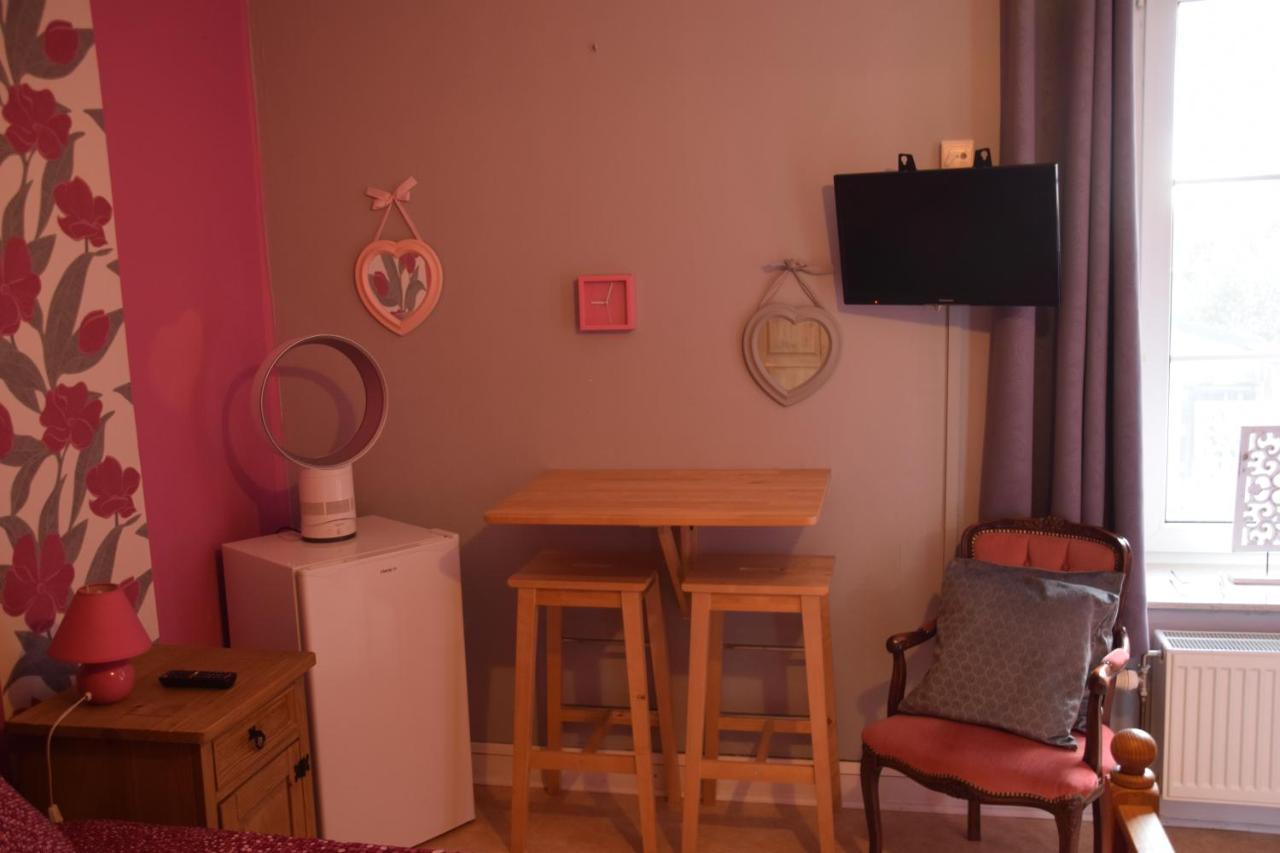 B&B La Place Verte Surice Bagian luar foto
