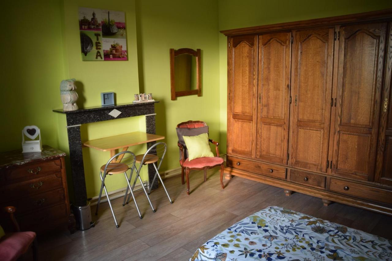 B&B La Place Verte Surice Bagian luar foto