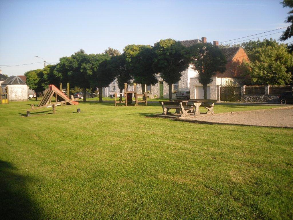B&B La Place Verte Surice Bagian luar foto